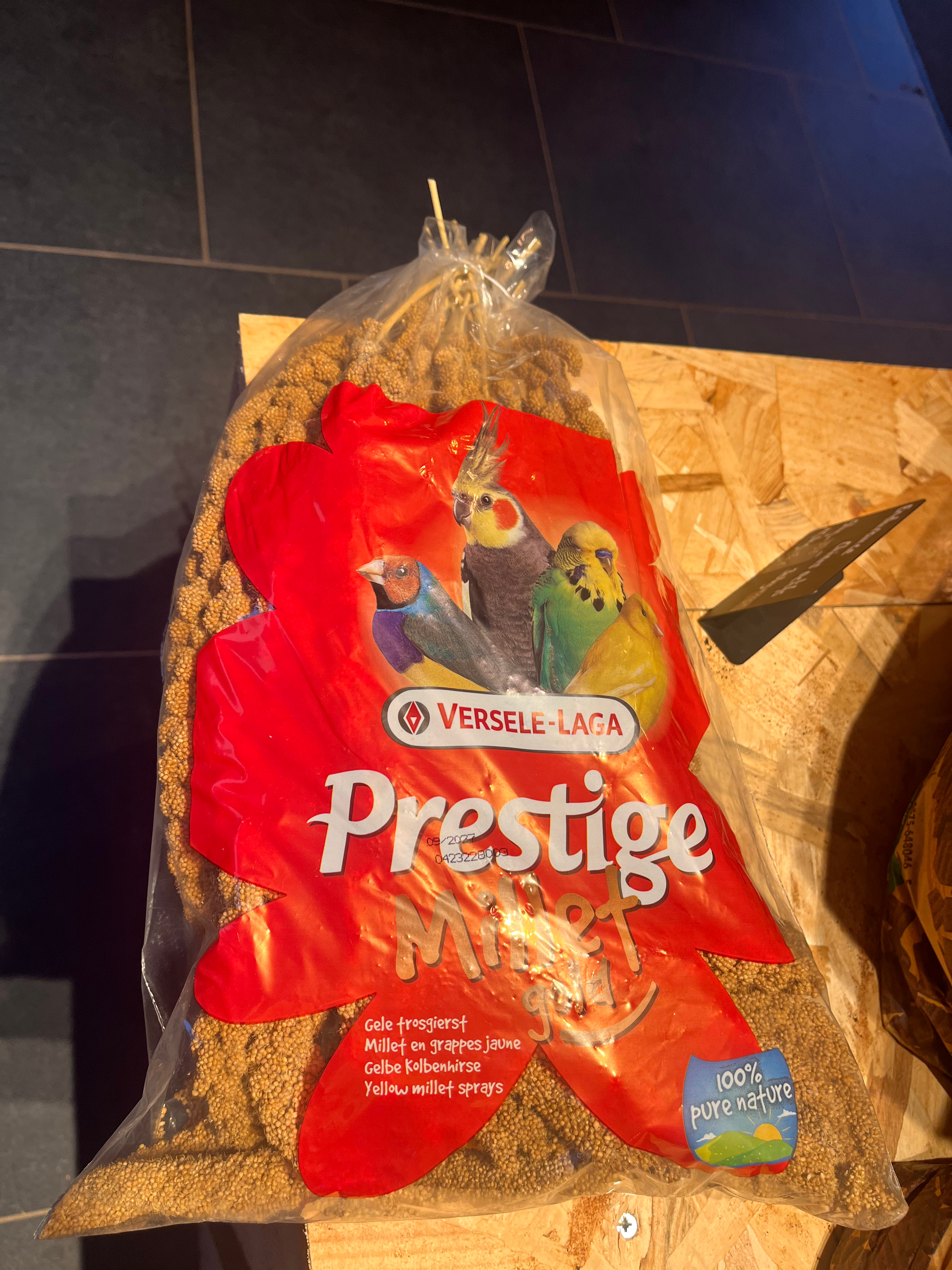 Millet jaune en grappes 1Kg pour oiseaux de tout type