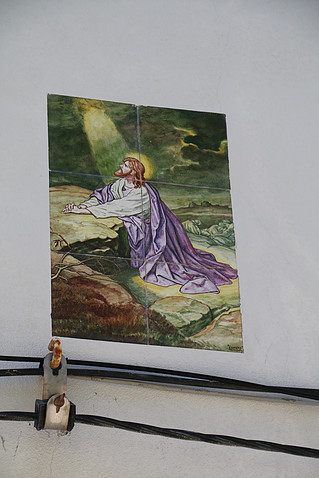 a16