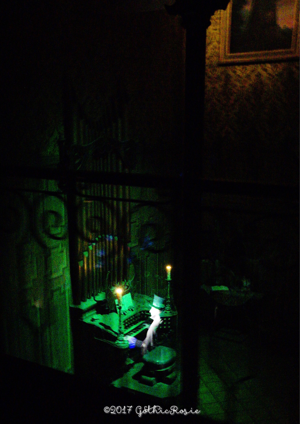 Haunted Mansion Organist