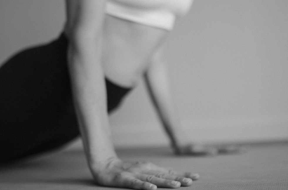 Yoga-Pose im YUJ Angebot
