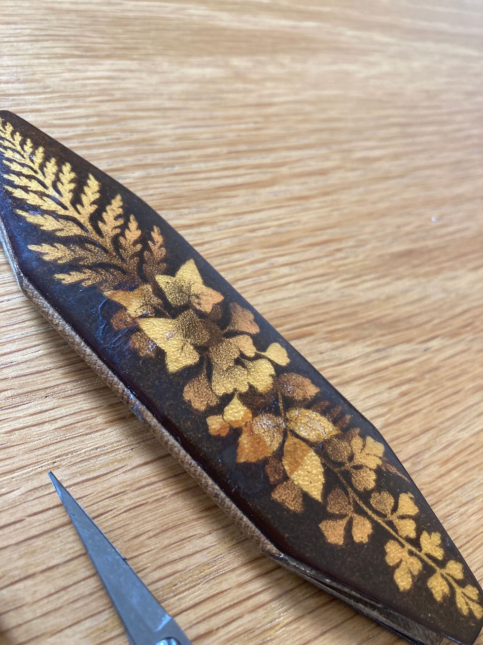 Thumbnail: Mauchlin Fernware scissor case.