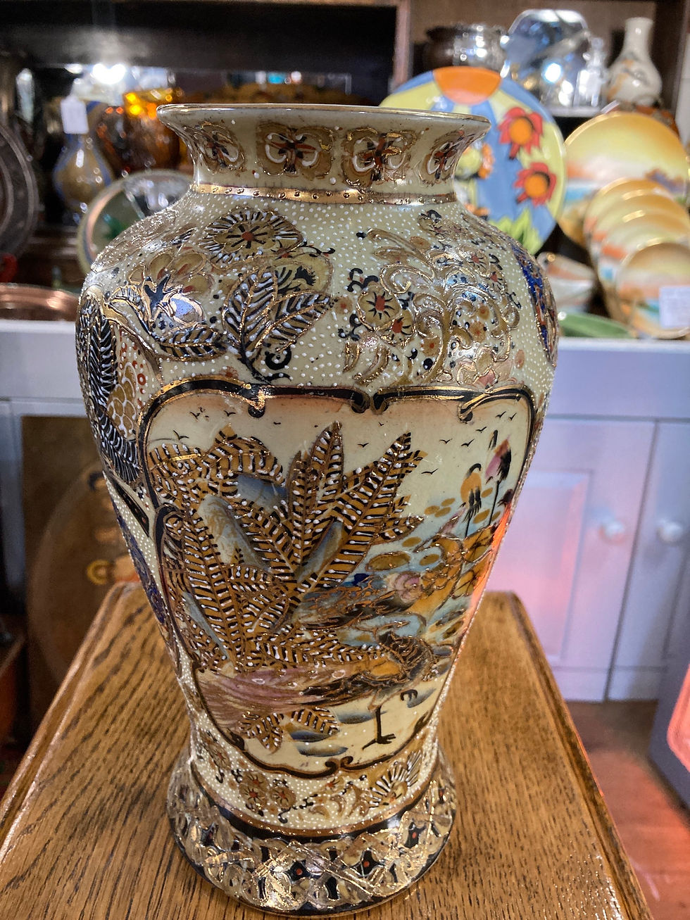 Great Wall vase  Hand decorated 