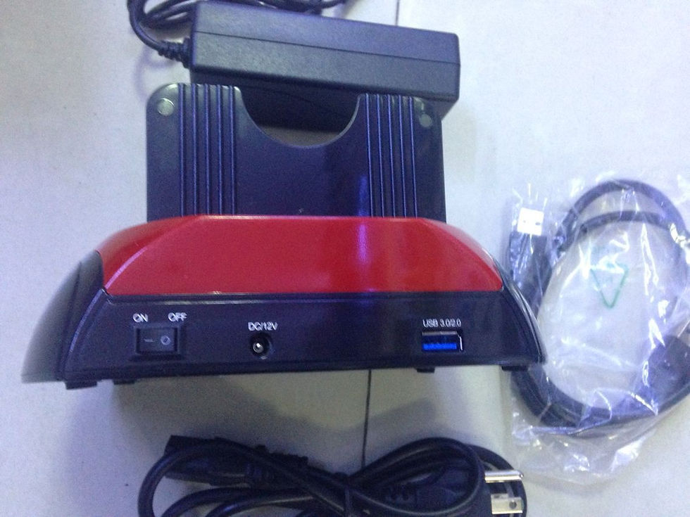 Thumbnail: Dual Hard Drive Dock for IDE/SATA (2.5 & 3.5)