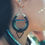 Miniature : Alien Child, Boucles d'oreilles holographiques 