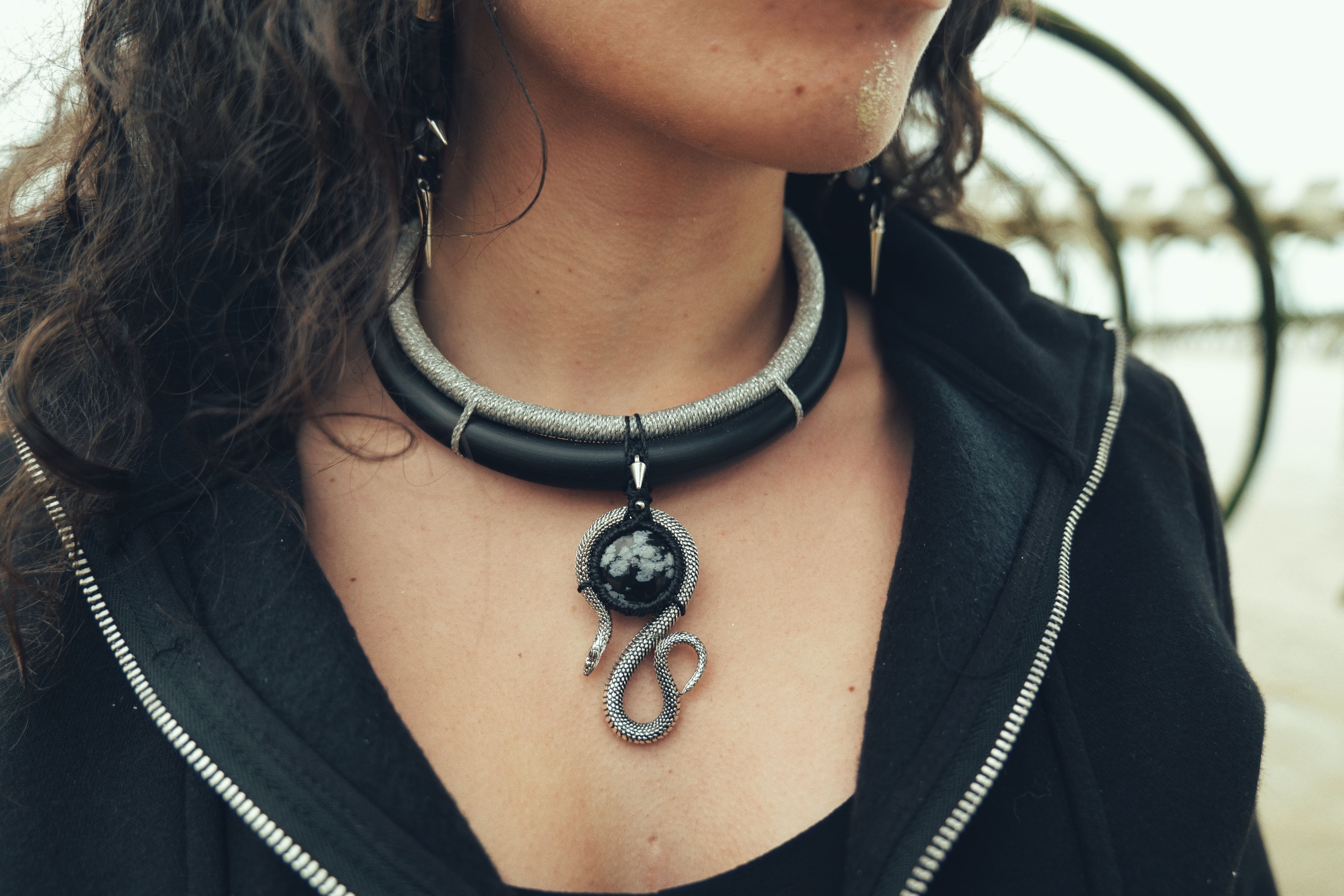 SNAKE S31125S, Collier double rangs Obsidienne