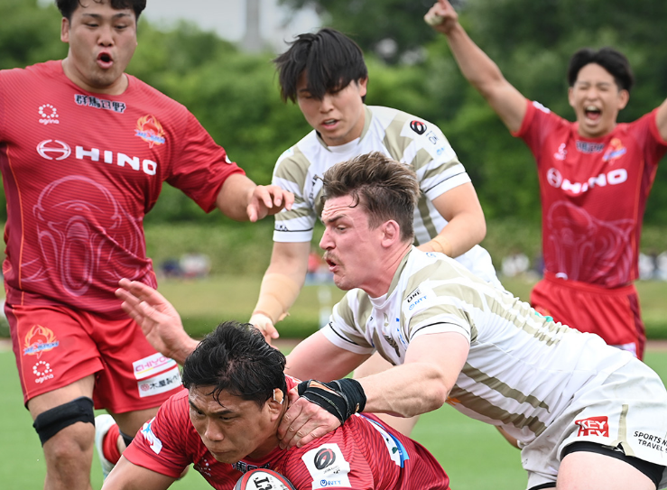 Hino s'impose de peu face à Hiroshima et prend une légère option pour le maintien en League One Division 2