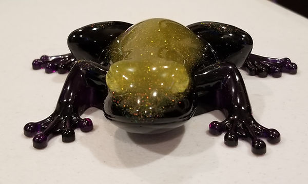Froggie Love | 3" purple and yellow resin frog | resin | resin art | resin craft | resin artist | resin crafter | frogs | frog love | frog decor