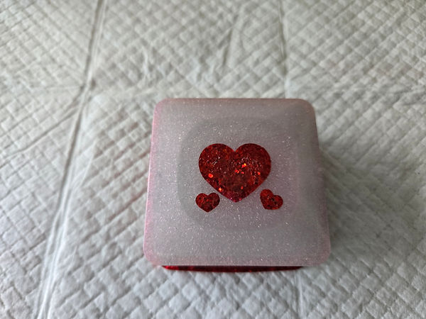 I'm all hearts | 4" resin trinket box with r| ed glitter bottom, magic red mica powder lid with red glitter hearts| resin | resin craft | resin crafter | hearts | trinket box