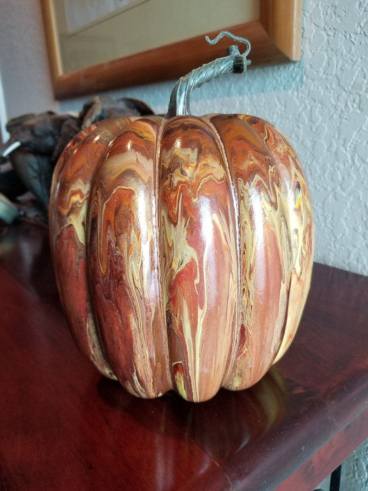 Happy Halloween | pumpkin pour with acrylic paints in fall colors | |fluid art |fluid painting |fluid artwork | dutchpour | acrylic painting | acrylic art | acrylic pouring | acrylic paint | fluidacrylic | fluidartist | acrylicpainting | mixedmediaart |