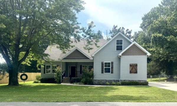 223 Dawn Dr, McMinnville, TN