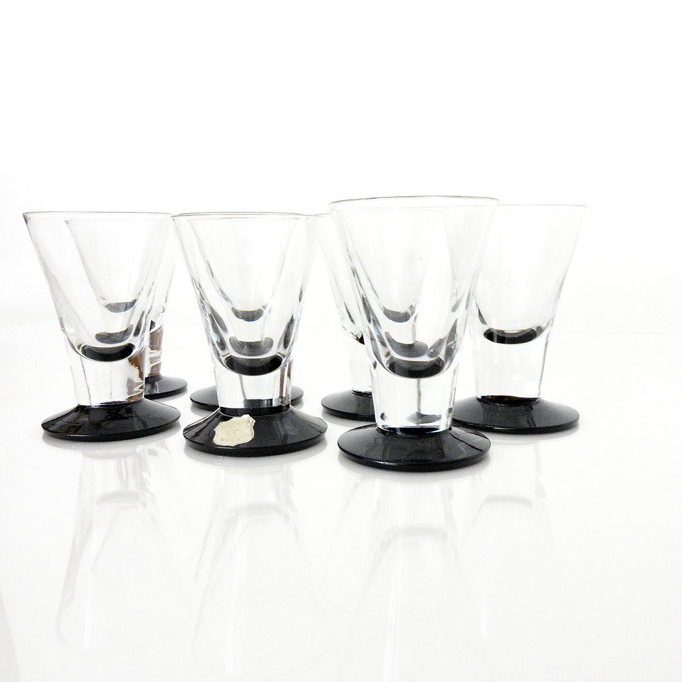 サムネイル： Vintage set of Snaps Glasses set of six from Lindshammar designed by Gunnar A