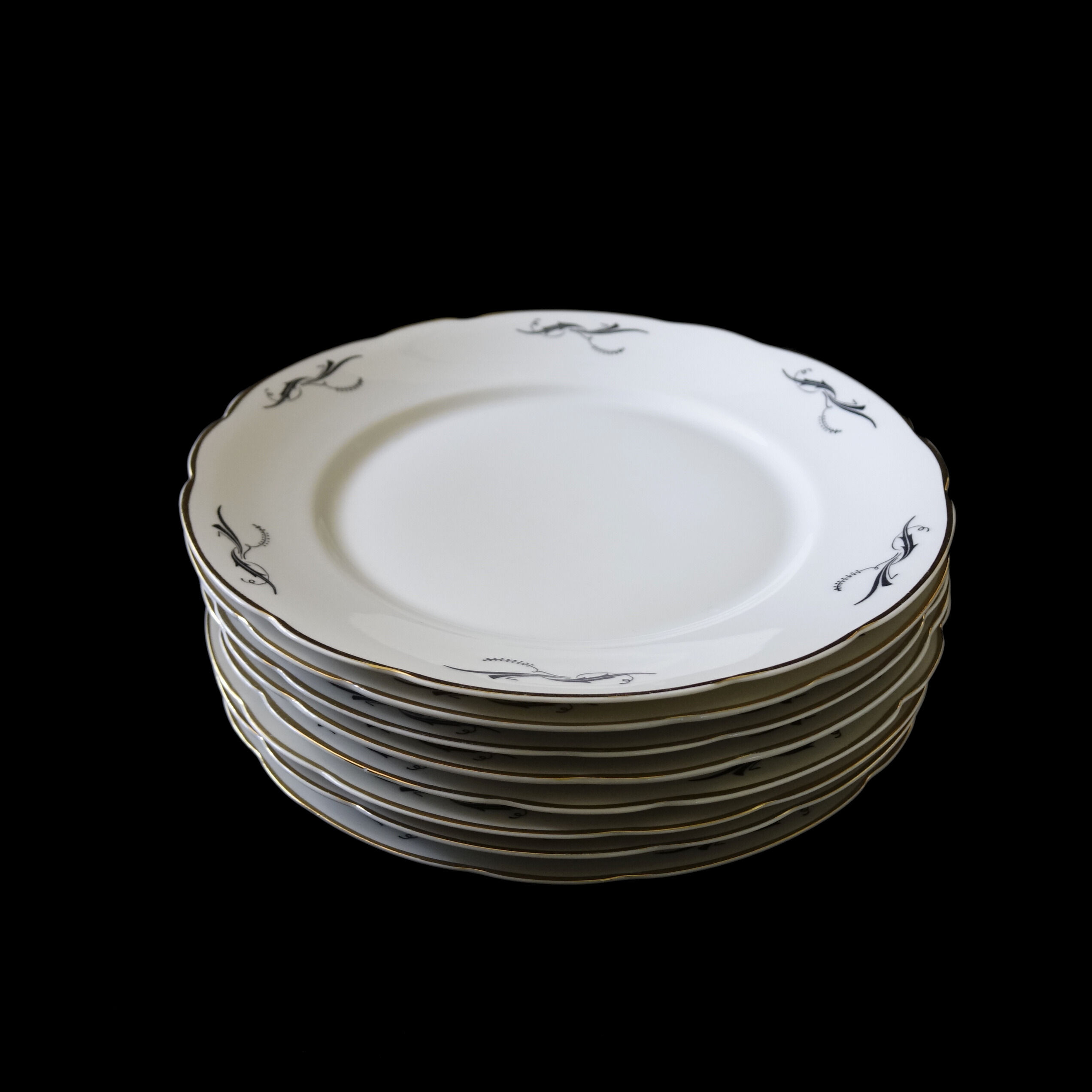 Vintage dining table ware "Mona" from HACKEFORS. Small plates.