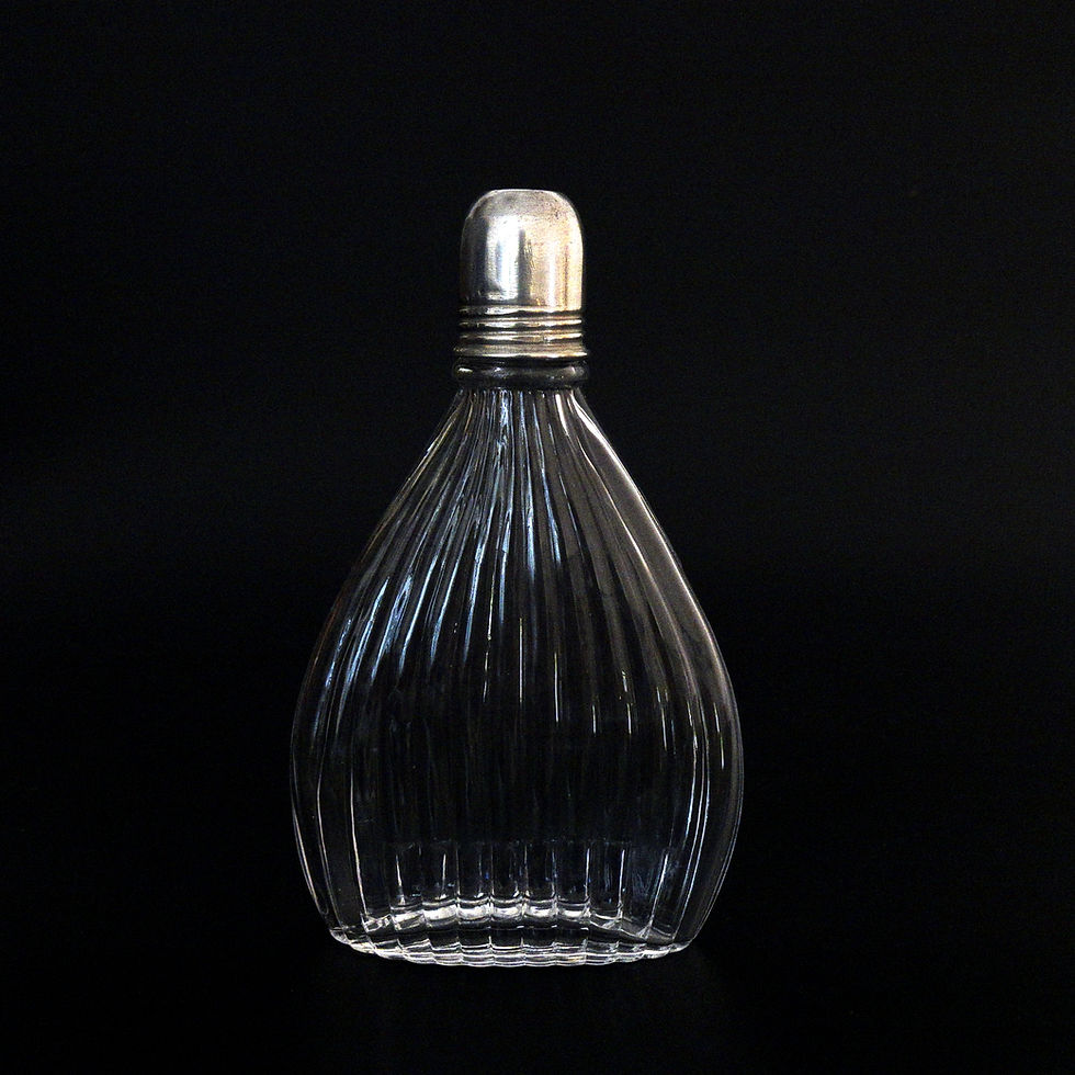 サムネイル： Vintage flask in glass and silver plated cap from Sweden mid-century