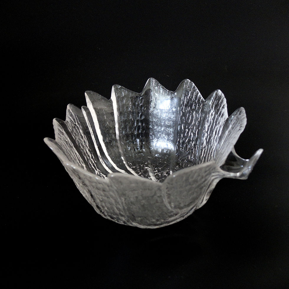 サムネイル： Orrefors modell "Eden" Medium Glass Bowl designed by Lars Hellsten Sweden 1970s