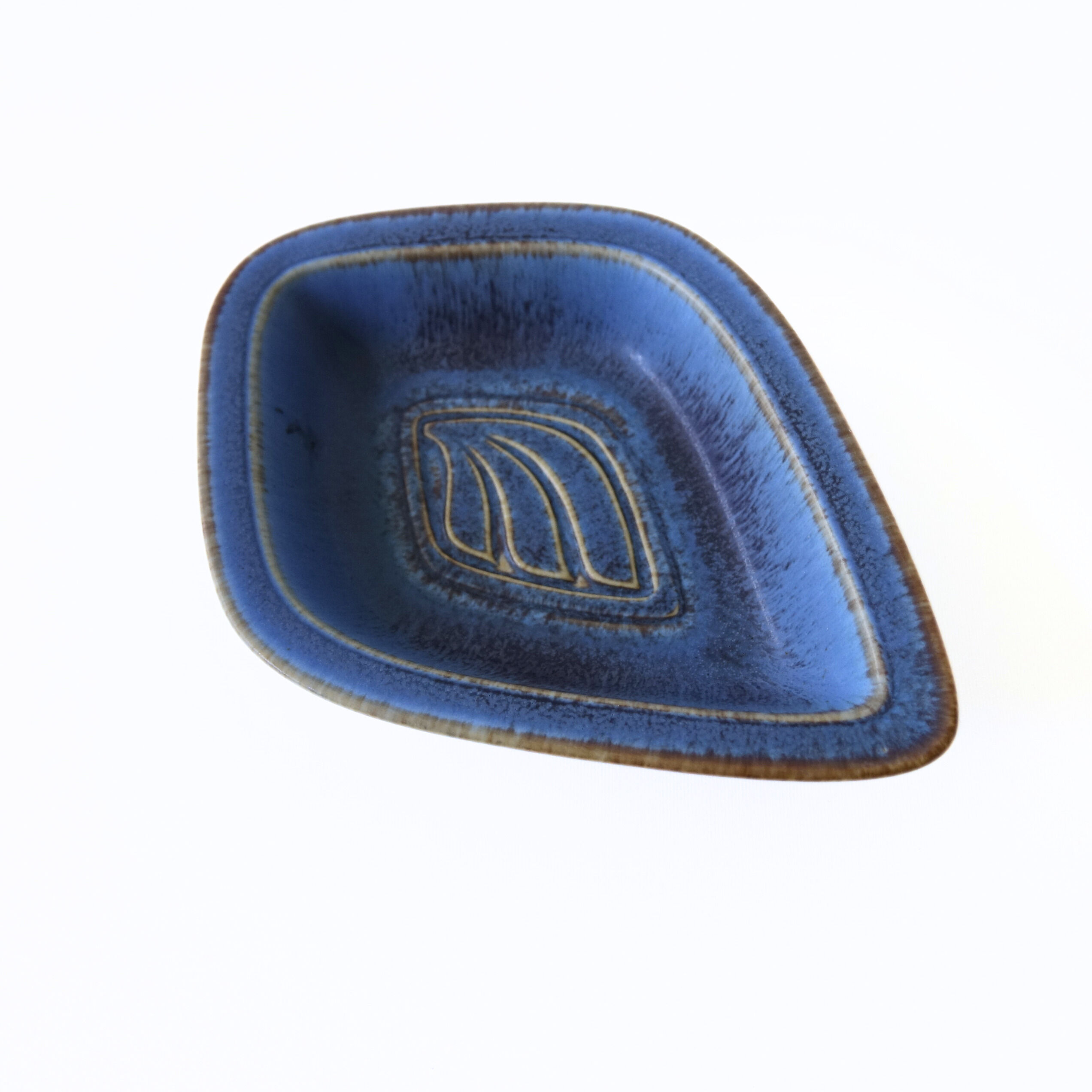 Vintage handmade blue ceramic triangular plate Gunnar Nylund for Rörstrand