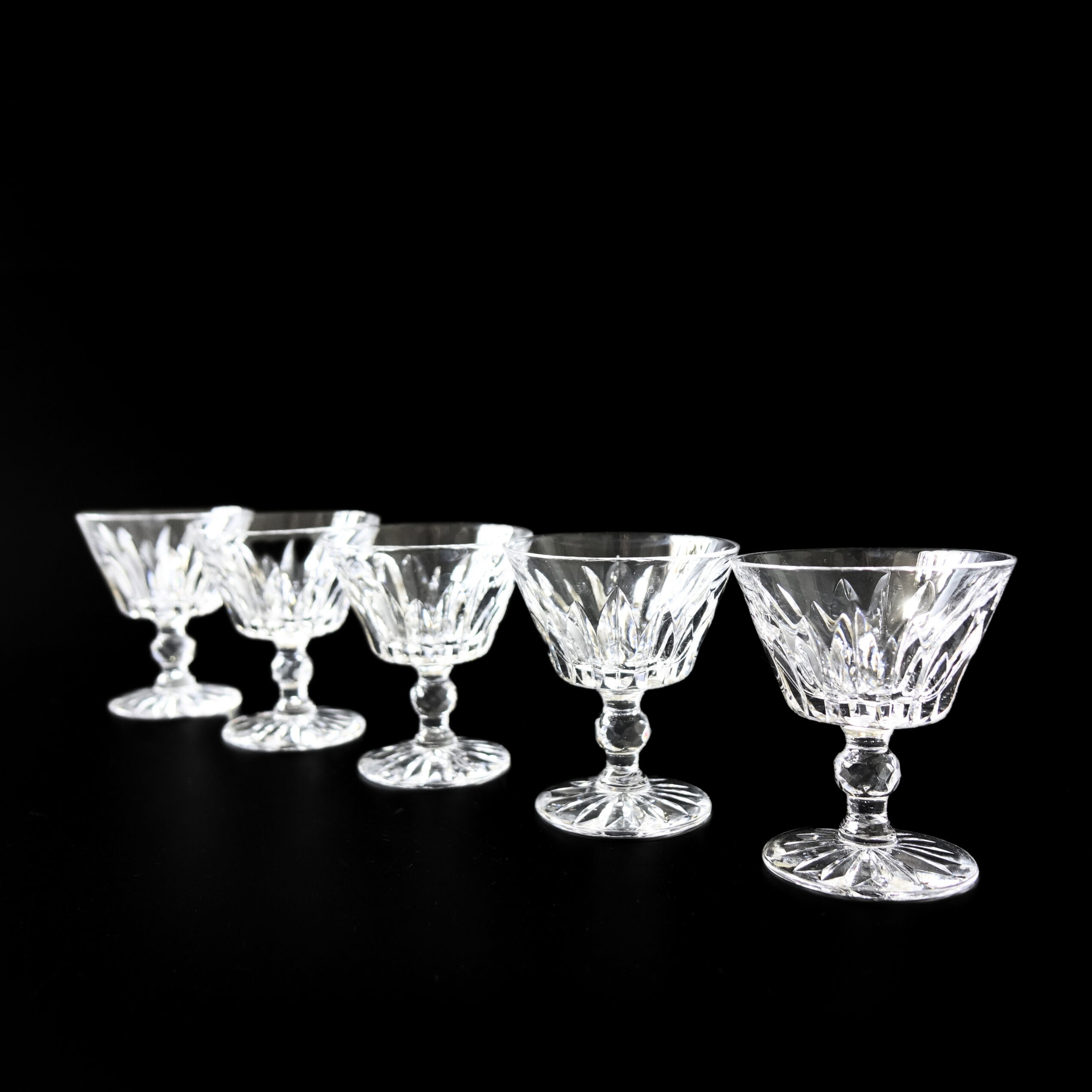 "Pyramid" small Crystal liqueur glasses designed by Fritz Kallenborg for Kosta