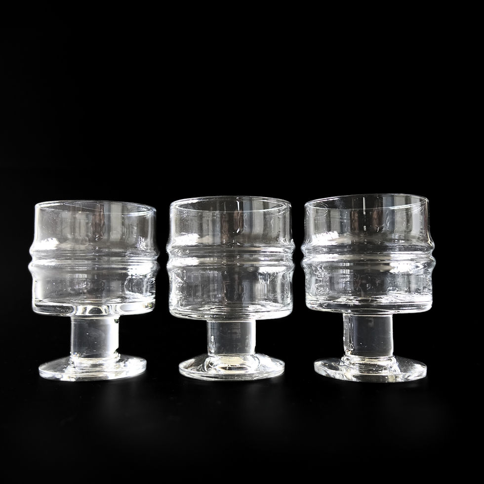 Thumbnail: Retro Iittala small glasses "Droppring" designed by Timo Sarpaneva from Finland