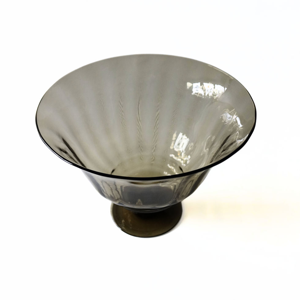 Thumbnail: Antique Optically blown soda glass bowl on foot, designed by Simon Gate, 1920/30
