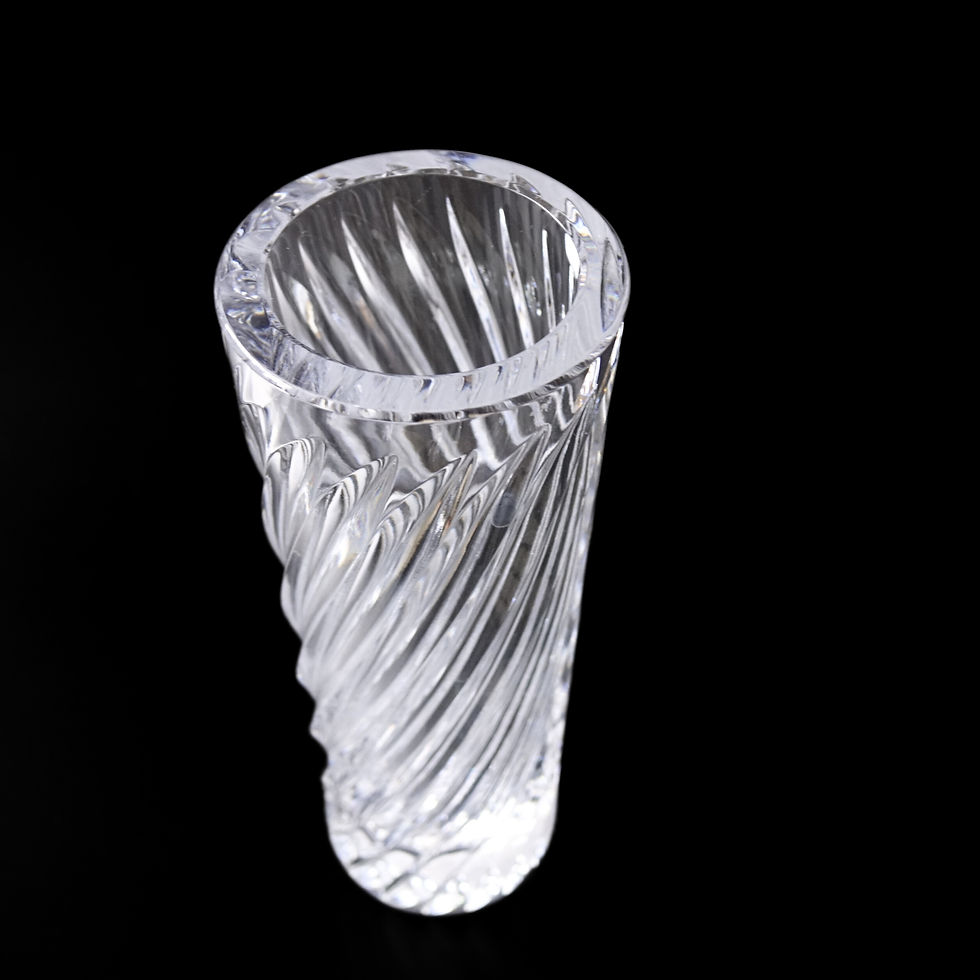 縮圖：Vintage solid crystal cylinder shape vase from ORREFORS