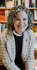 charlotte_headshoot 2.jpg