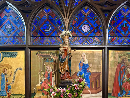 Church of the Atonement Mary Shrine crowned