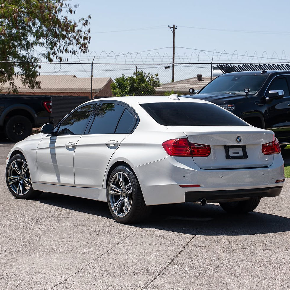 Thumbnail: 2015 BMW 3  Series 320i
