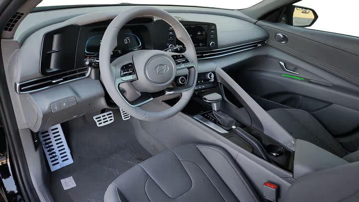 Thumbnail: 2026 Hyundai ElantraSEL Sport IVT