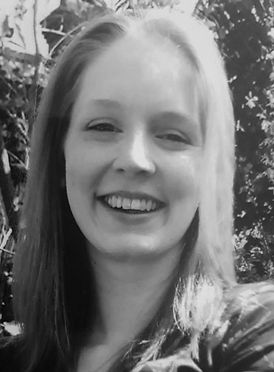 Lizzie Wakeling_edited.jpg