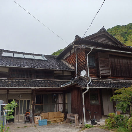 期間限定で旅人向けに無料宿泊所として開放します
