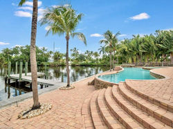 14518 Riverside Dr 30