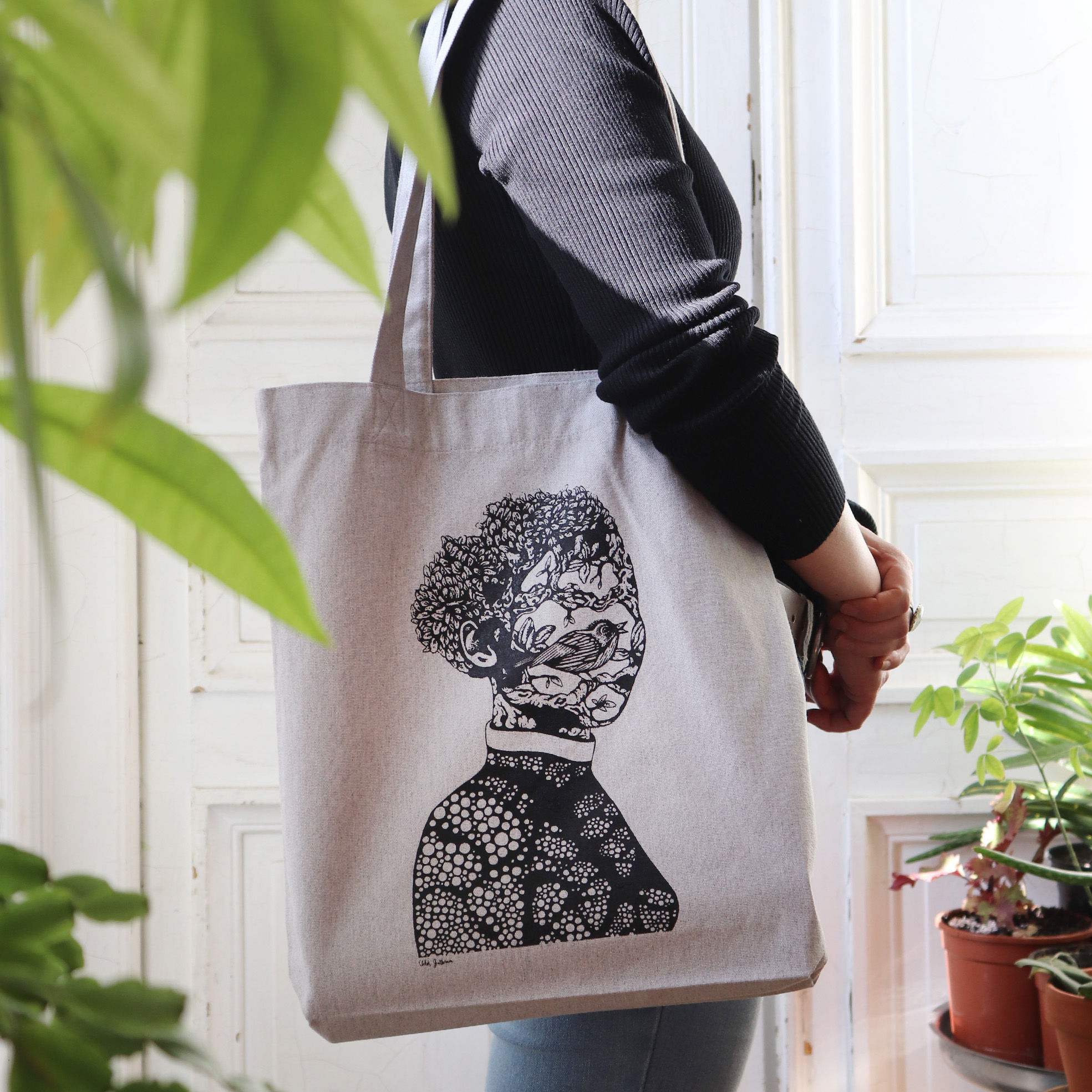 Tote-bags sérigraphiés par Chloé Guillermin