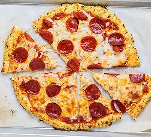 cauliflower-pizza-crust.jpg