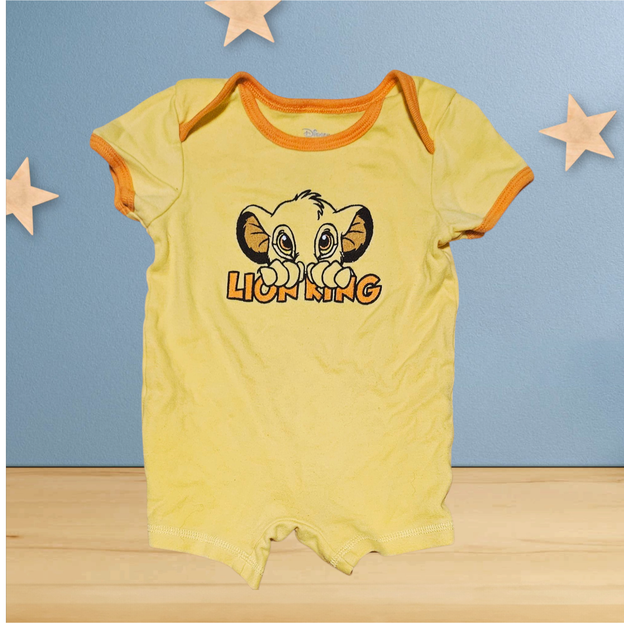 6 mois - Disney - barboteuse jaune - roi lion