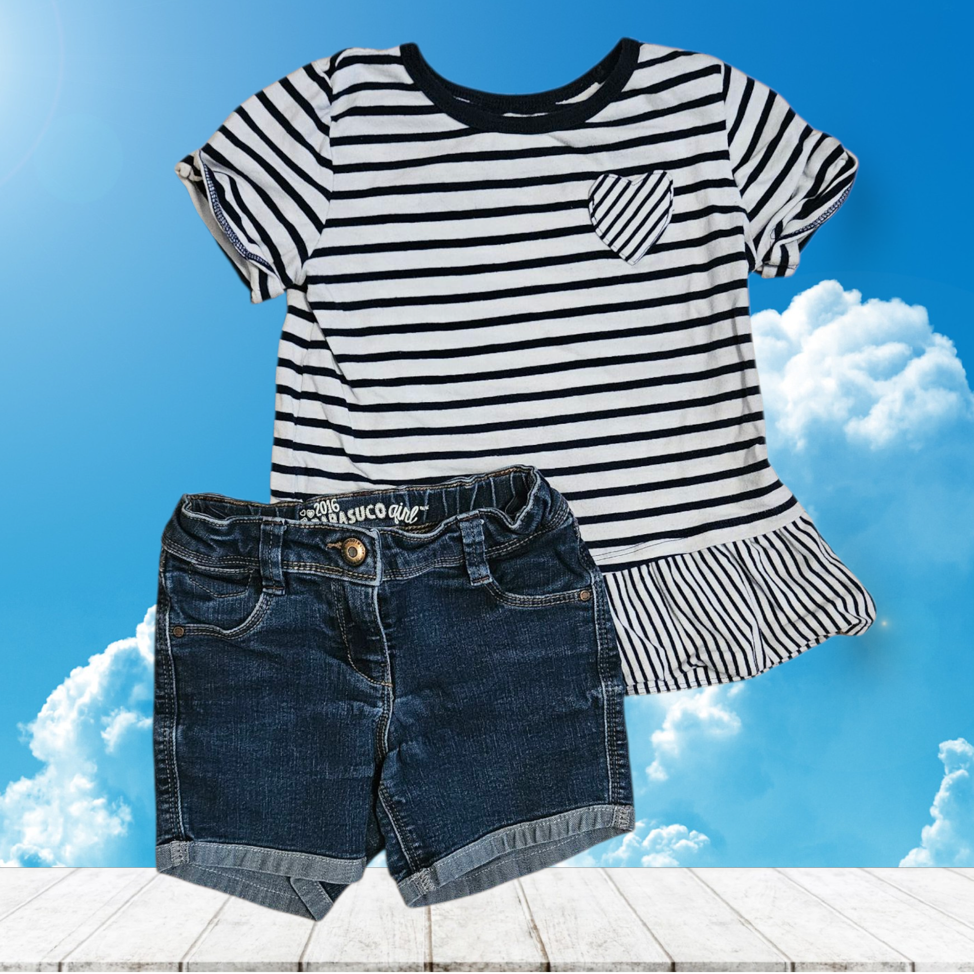 6 ans - Parasuco et Carter's - short en jean et chandail rayé bleu et blanc