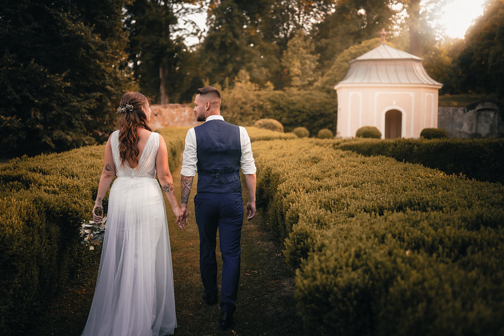 Vanessa & Josef_Paar-Fotos (13).jpg