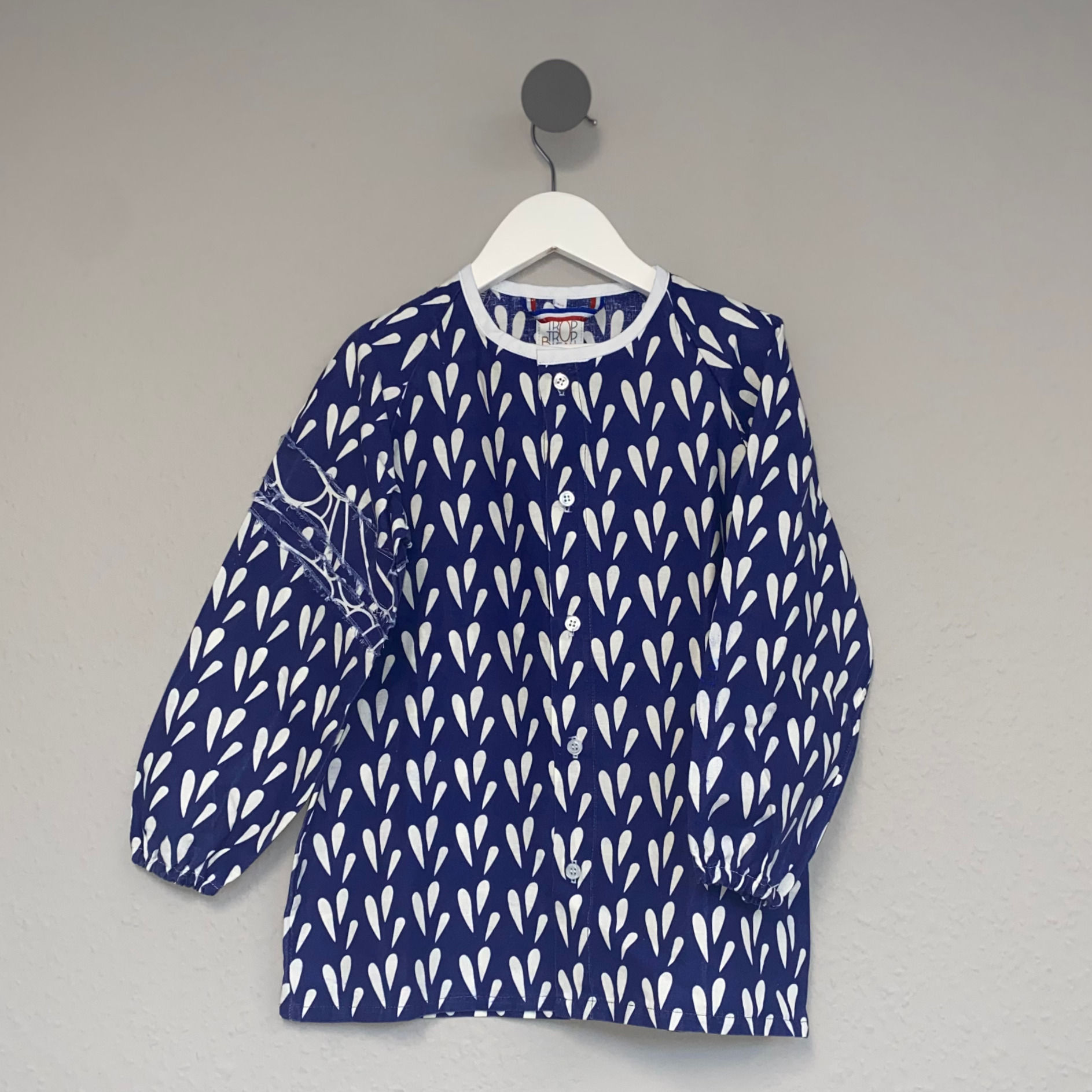 Blouse d'écolier Bleue à Pétales Blanches