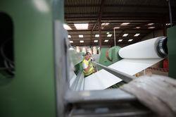 photographe-reportage-entreprise-lussac-les-chateaux