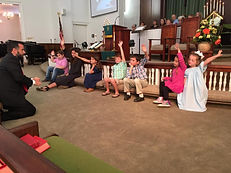 72527562_2563114320406977_75441069029180