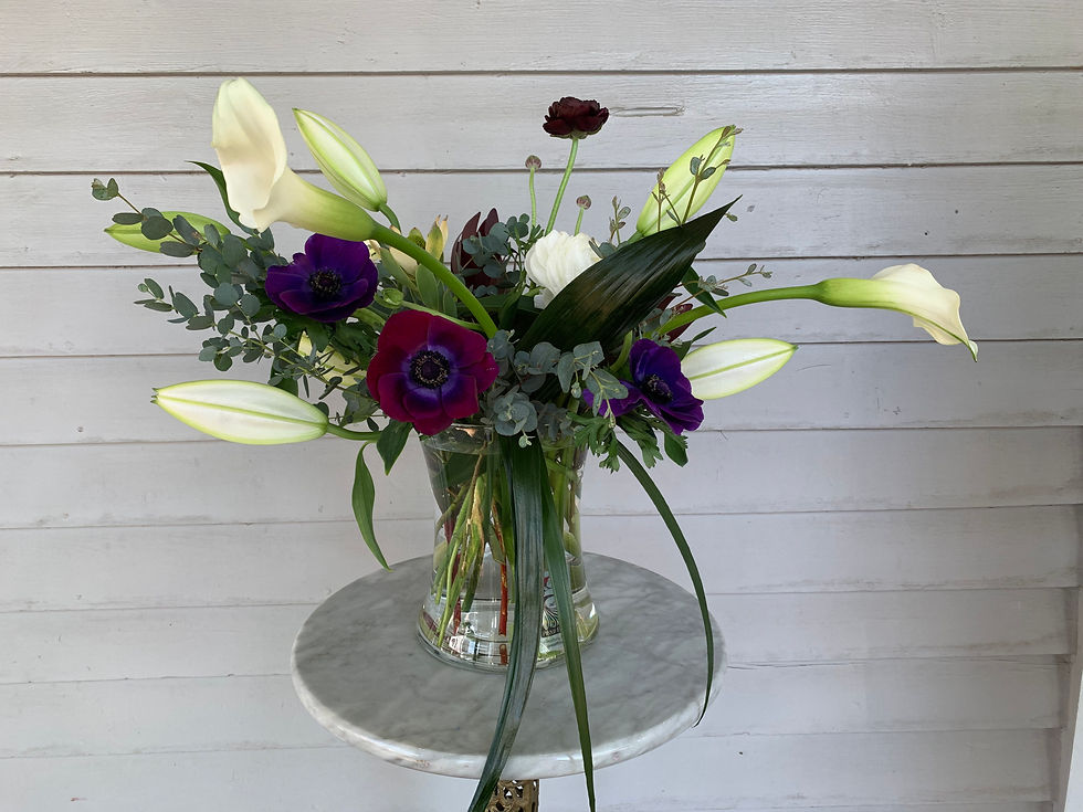 Thumbnail: Tall Vase/Container