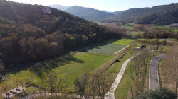 Vista general dels camps de futbol