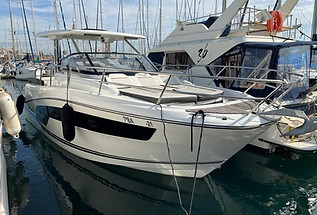 CAP CAMARAT 1050.jpeg