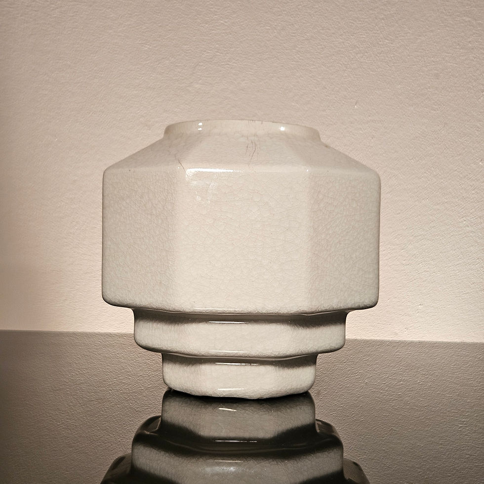 Thumbnail: Belgian Art Deco vase by Charles Catteau for Boch Frères