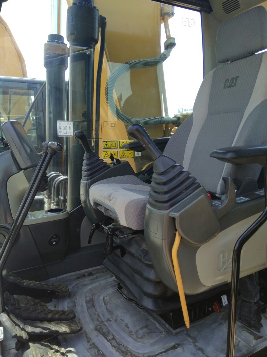 Thumbnail: CAT 320 DL