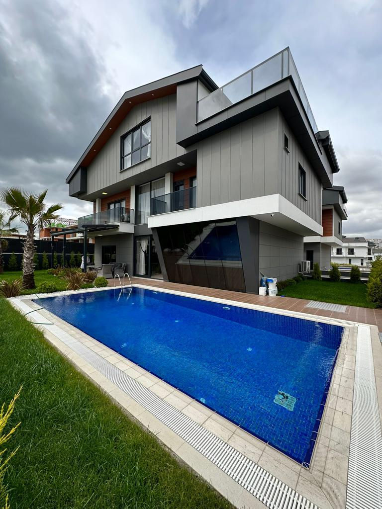 MAVERA VILLA (22).jpeg