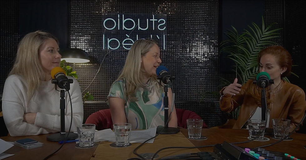 Dr. Delphine Le Serre invited to the Podcast Les 4à4