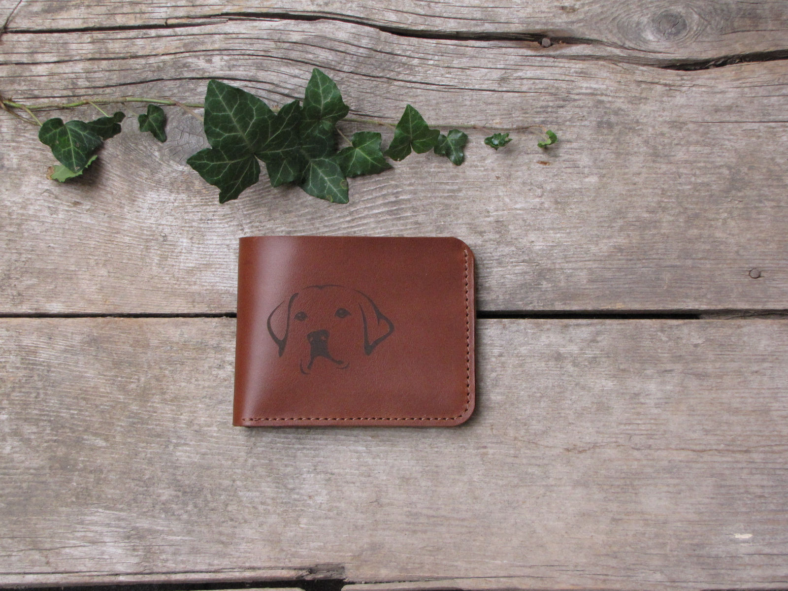 Portofel cu caine