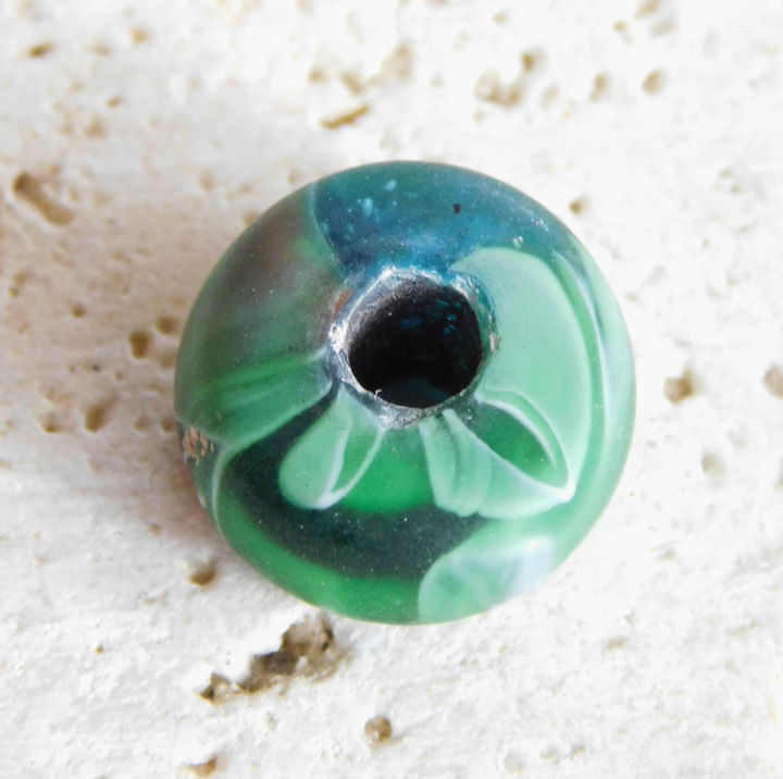 サムネイル： インド製 ガラスビーズ