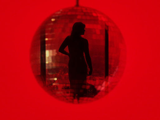 Review: Sarah Mae Chilton Has Us Falling in Love and "Caving In"