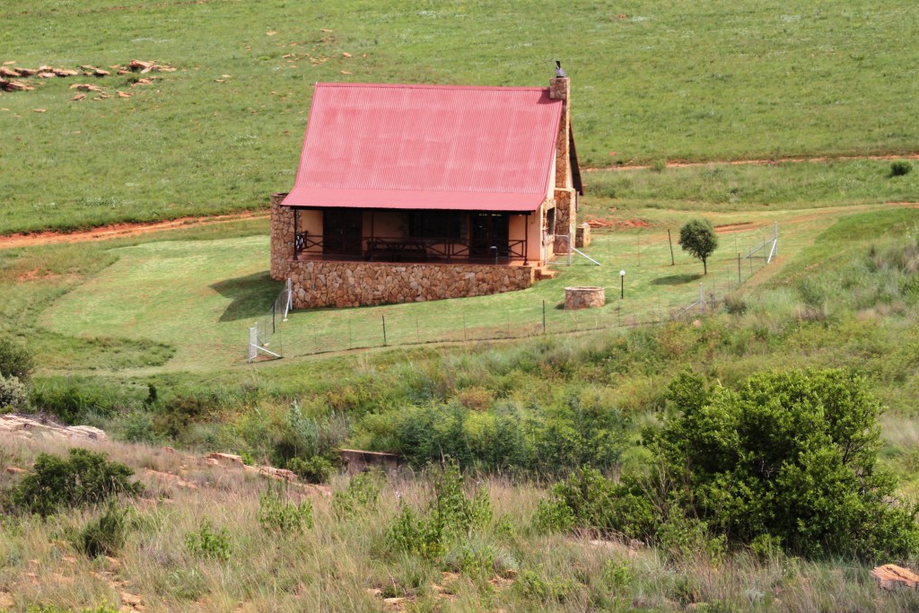 Guinea Fowl Cottage Highland Giants Estate Dullstroom