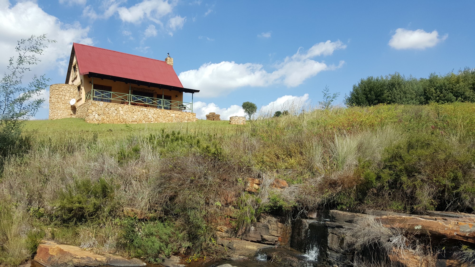Guinea Fowl Cottage Highland Giants Estate Dullstroom